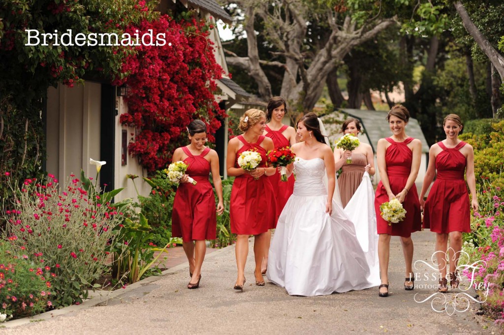 red bridesmaid dresses, white and green bridesmaid bouquet, brown bridesmaid shoes
