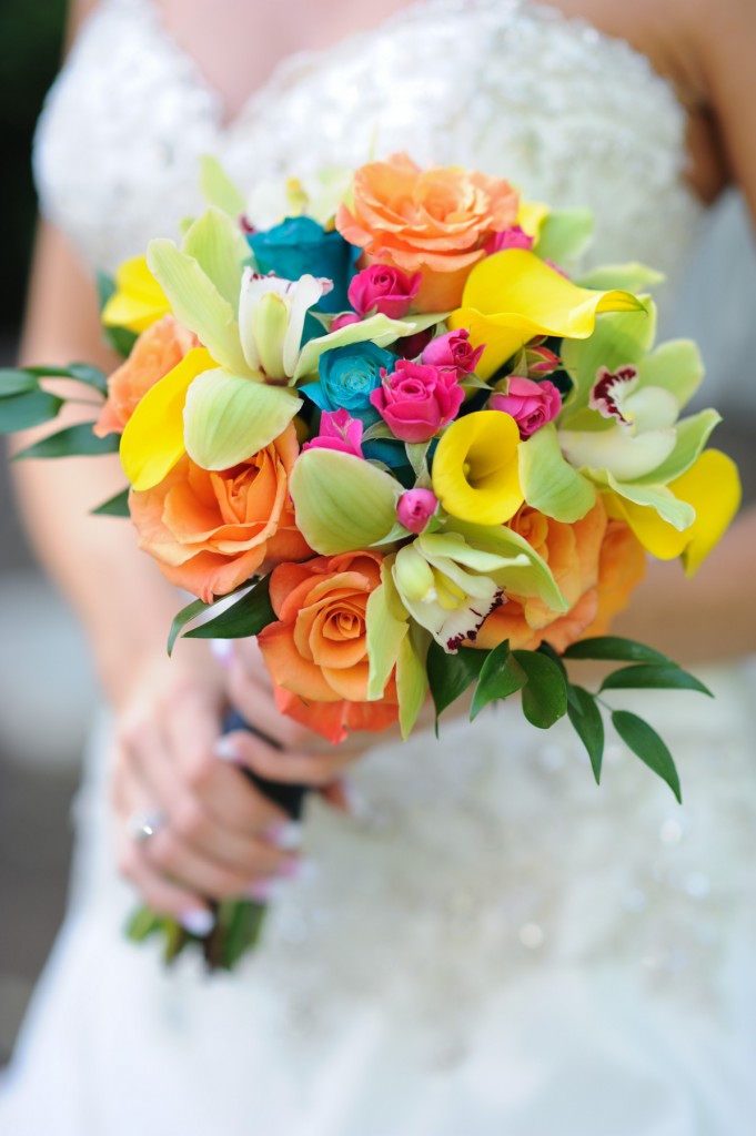 colorful wedding bouquet, bright color wedding bouquet