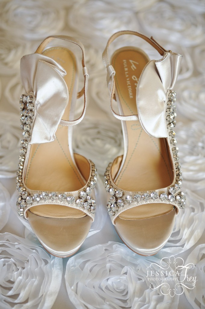 white and bling wedding shoes, David & Shereen wedding, Bakersfield wedding photographer
