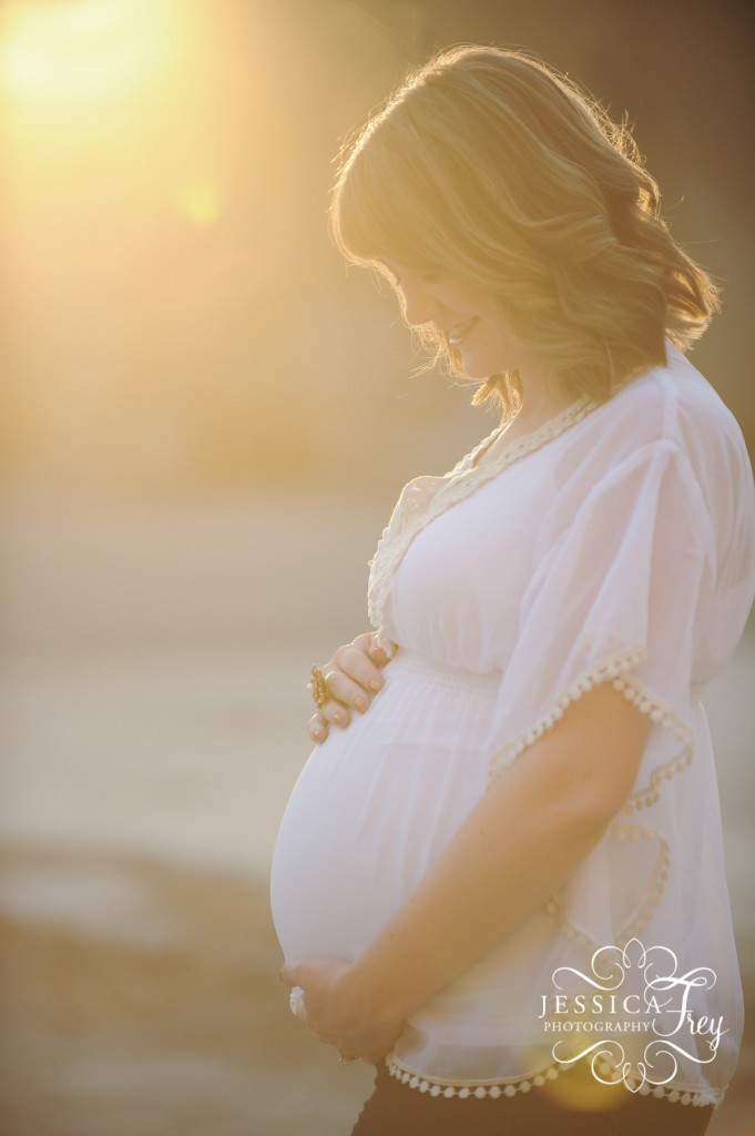 Bakersfield Maternity photos, Jessica Frey Photography