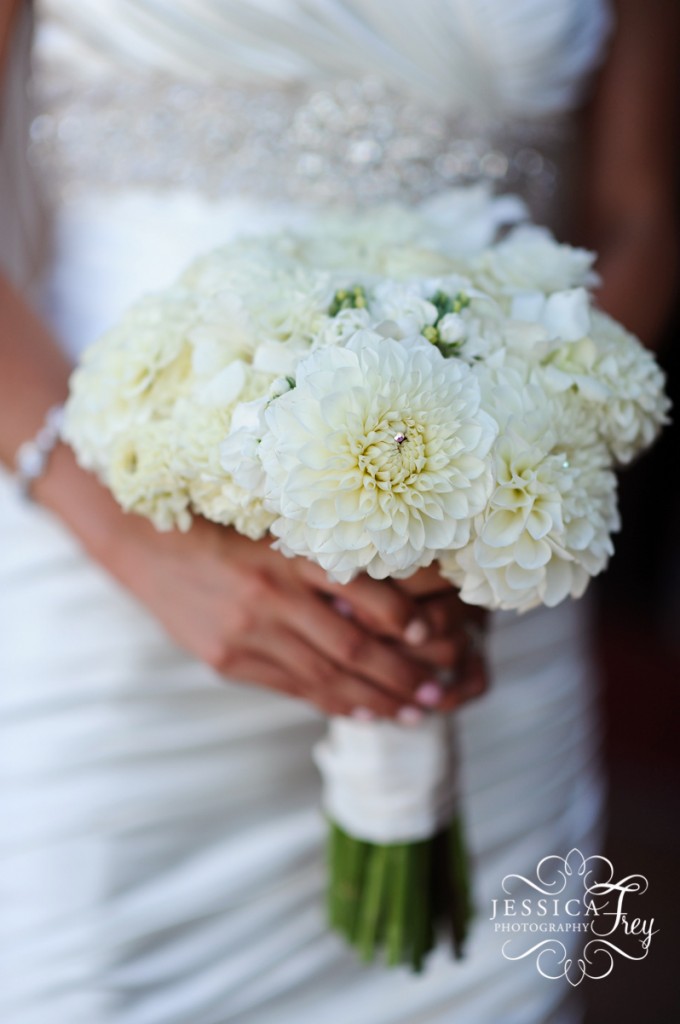 Jessica Frey Photography, vineyard wedding, Flower Bar Bakersfield, white bridal bouquet