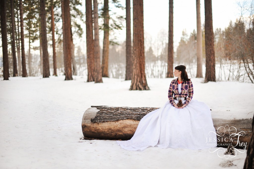 Winter Wedding Style Lake Tahoe Bridal Shoot Austin Jessica Frey Photography