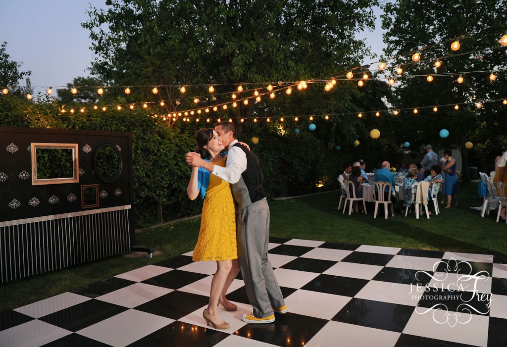Yellow & Blue Wedding Jon & Lindsey Part 2 weddings JFP yellow grey blue wedding 34 1024x701 Yellow & Blue Wedding Jon & Lindsey Part 2