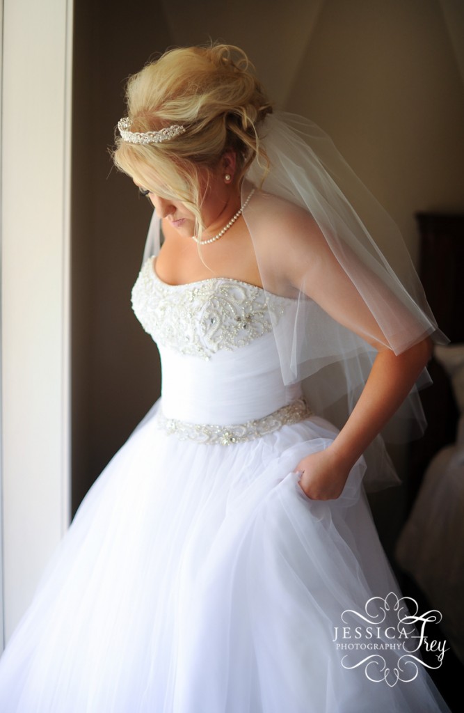Jessica Frey Photography, Austin wedding photographer, Alfred Angelo Cinderella wedding
