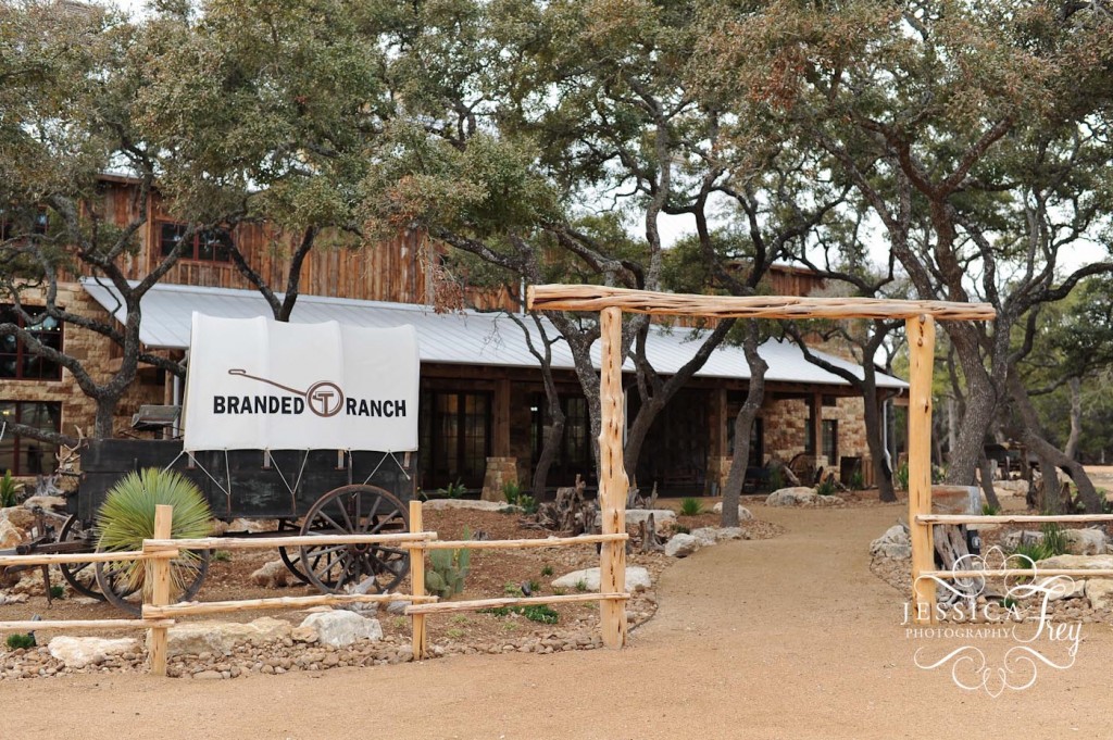 Jessica Frey Photography, Branded T Ranch wedding, Branded T Ranch
