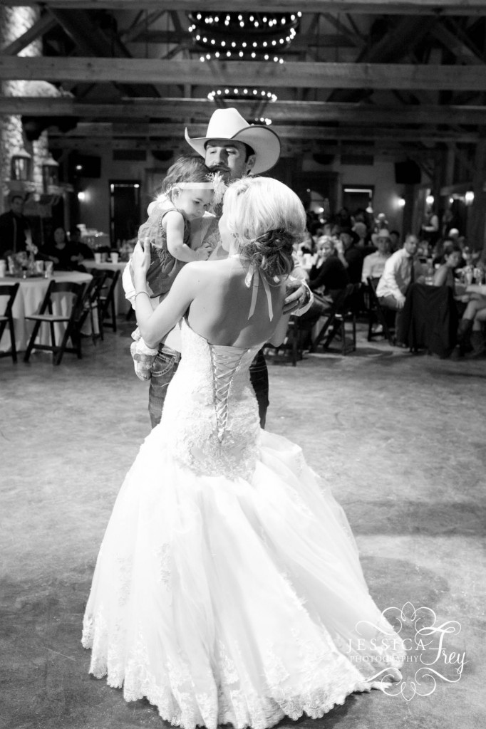 Jessica Frey Photography, Austin wedding photographer, pink gold wedding, Branded T Ranch wedding