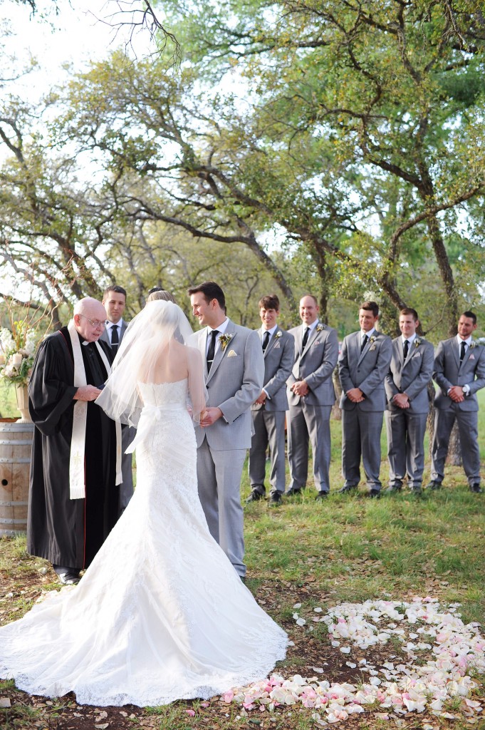 Jessica Frey Photography, Austin wedding photographer, International wedding photographer, Duchman Family Winery wedding